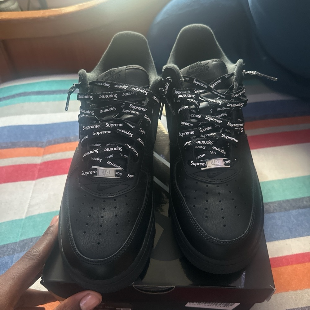 Supreme Black Sneakers with Cushioned Midsole and Mesh Upper